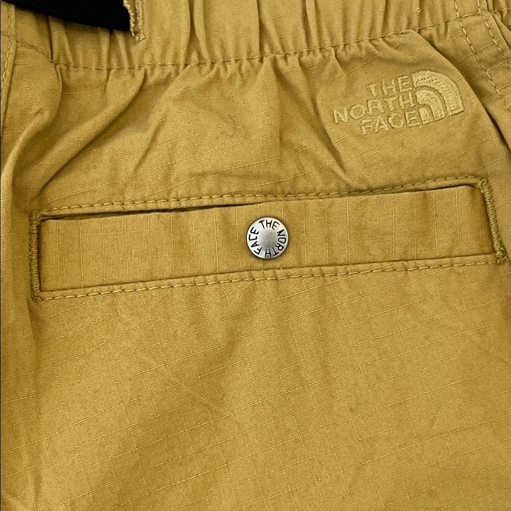 The North Face Men's Khaki Cargo Shorts - Picture 7 of 7